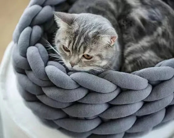 Soft Woven Pet Bed